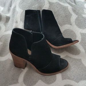 VINCE CAMUTO KATLEEN 8.5